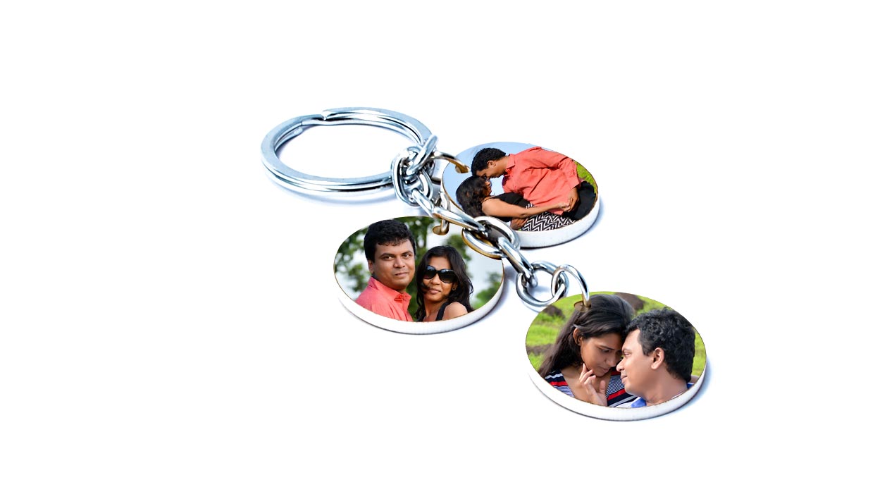 Diestruck Charm Keychain: 3 Charms - HPG - Promotional Products Supplier