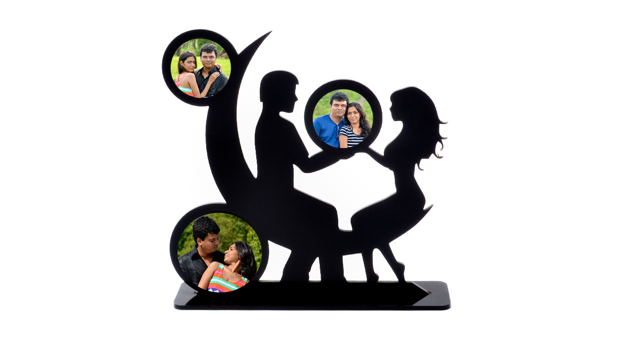 Love Couple Frame (3 Photos moon shape)